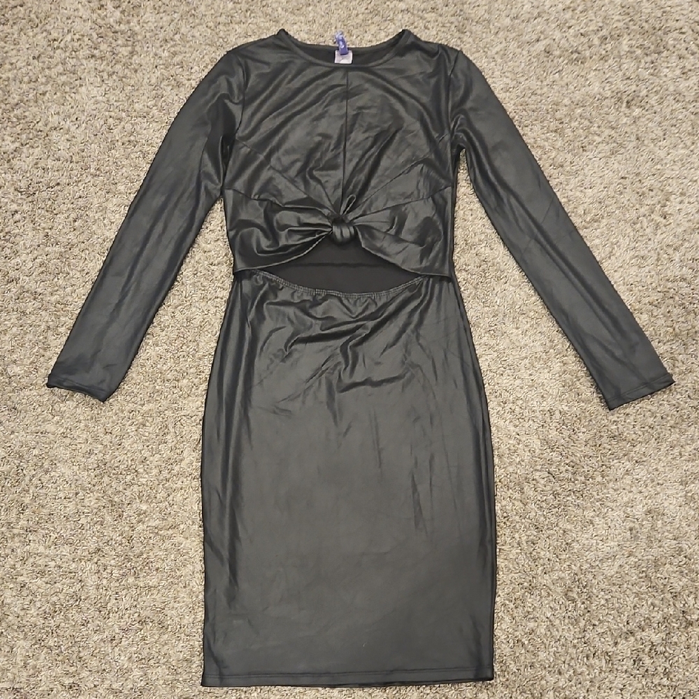 Elegant Black Long Sleeve Dress